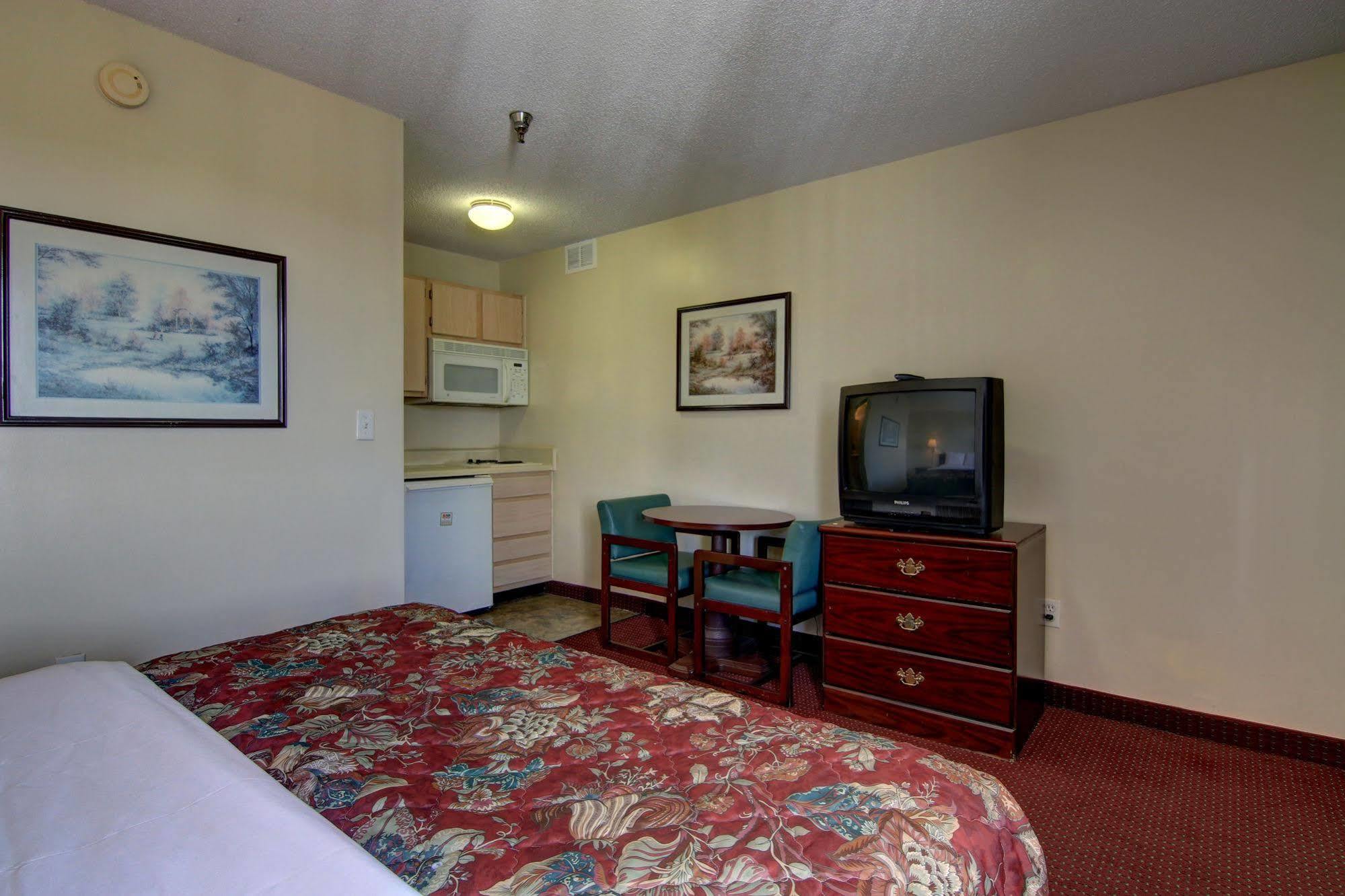 Intown Suites Extended Stay Atlanta Ga - Suwanee Kültér fotó